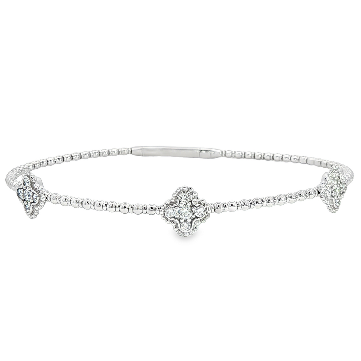 14Kwg Diamond Flex Station Bracelet Containng 3 Sections Of 4- Leaf Design 15 Rd = 0.34Ct