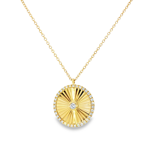 14K Yellow Gold Diamond Ribbed Circle Pendant Necklace