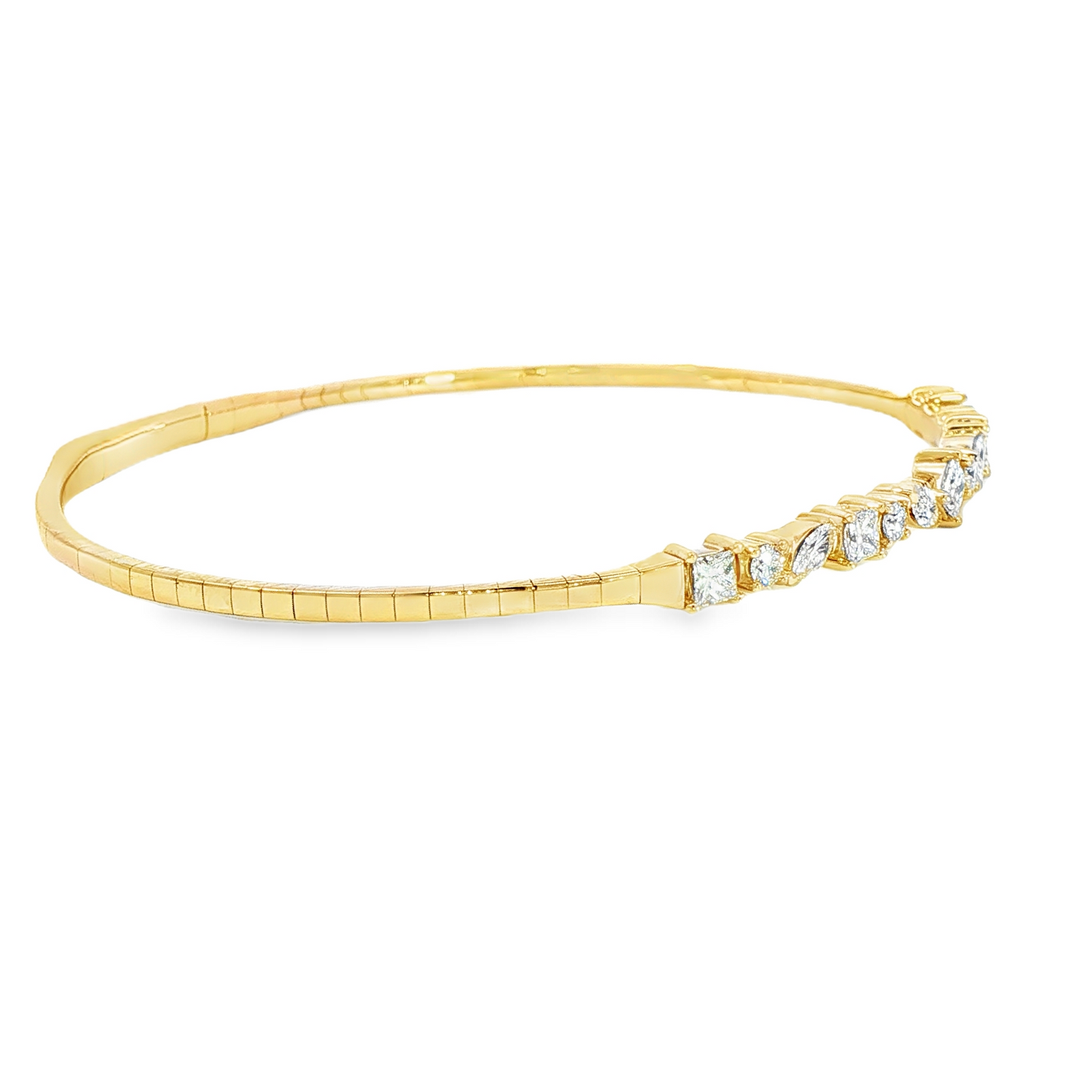 14Kyg Diamond Flex  Station Bracelet Containng Fancy Shapes 13Rd = 0.80Ct