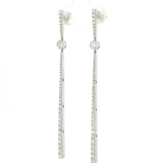 18K White Gold Round Diamond Drop Earrings 69Mm D=1.29Ct