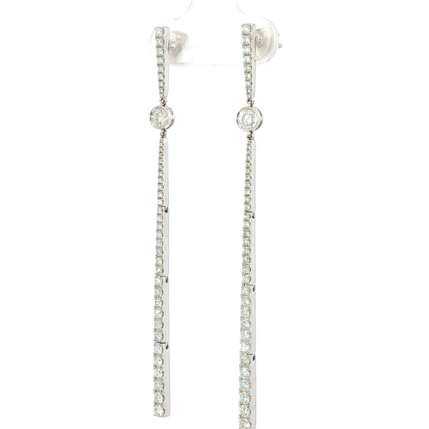 18K White Gold Round Diamond Drop Earrings 69Mm D=1.29Ct