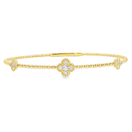 14Kyg Diamond Flex  Station Bracelet Containng 3 Sections Of 4- Leaf Design  15 Rd = 0.20Ct