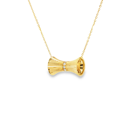 18K Yellow Gold Diamond Flutted Pendant Necklace 0.10Ctw