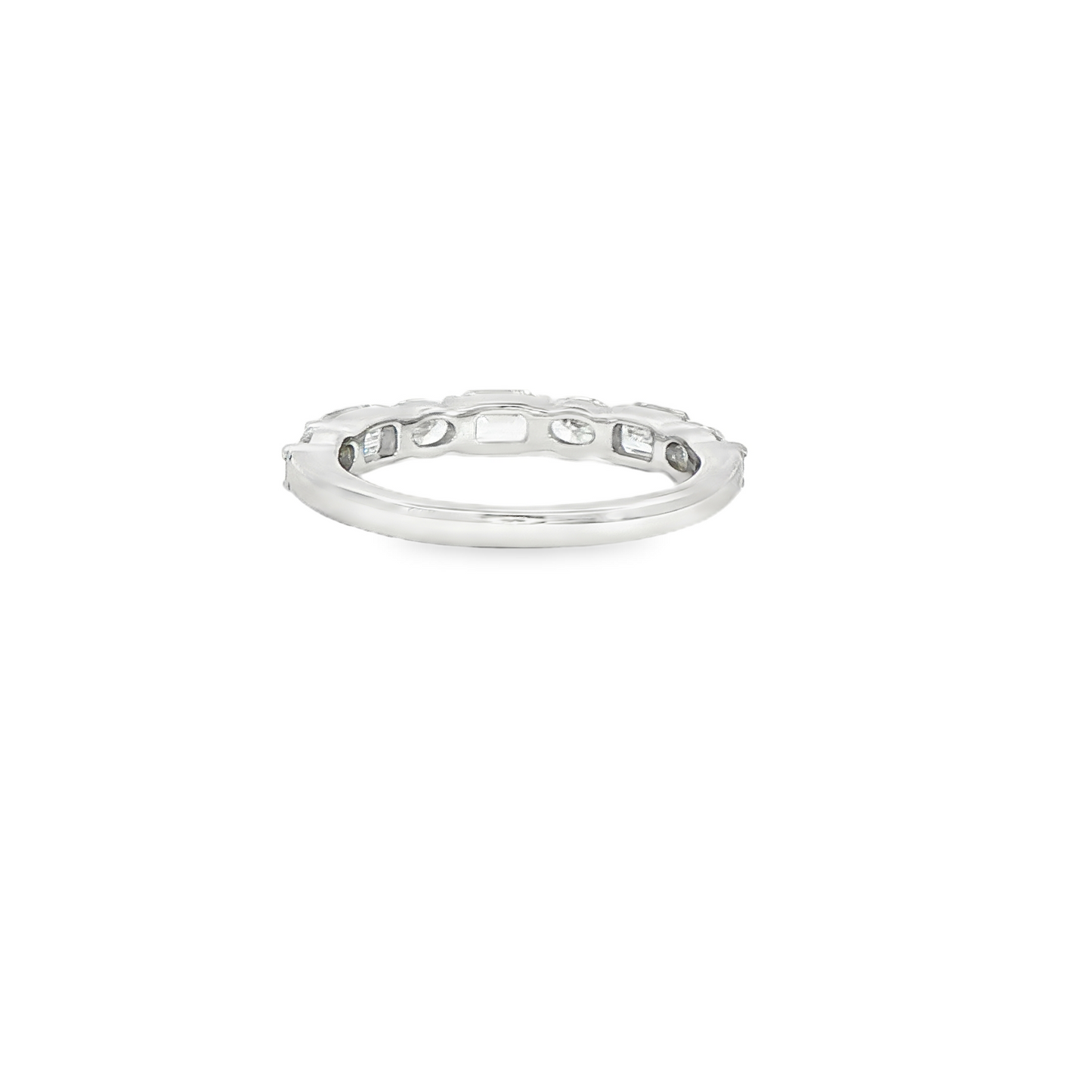 14K White Gold Lab Grown Diamond Alternating Emerald And Oval Band