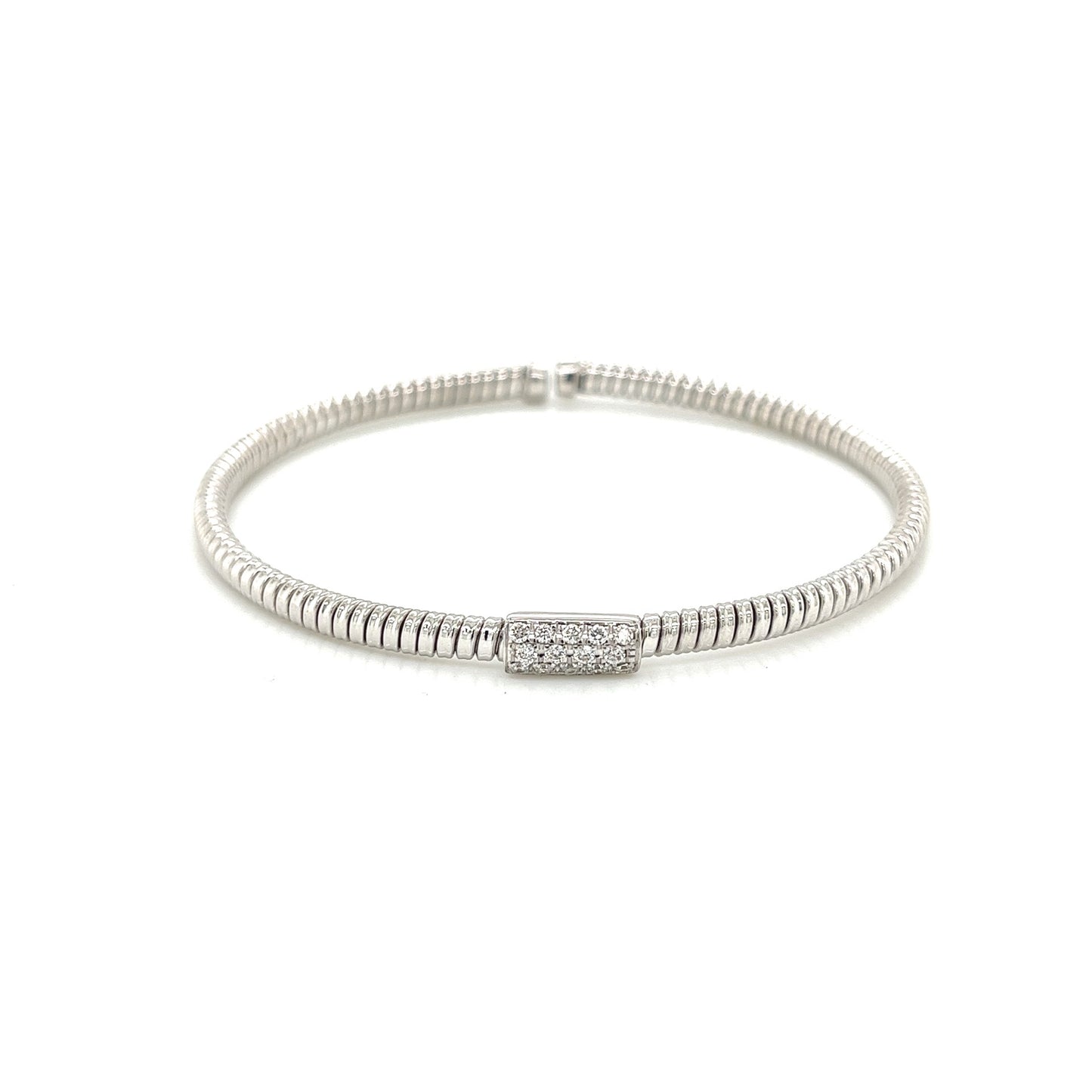 18k white gold diamond cuff