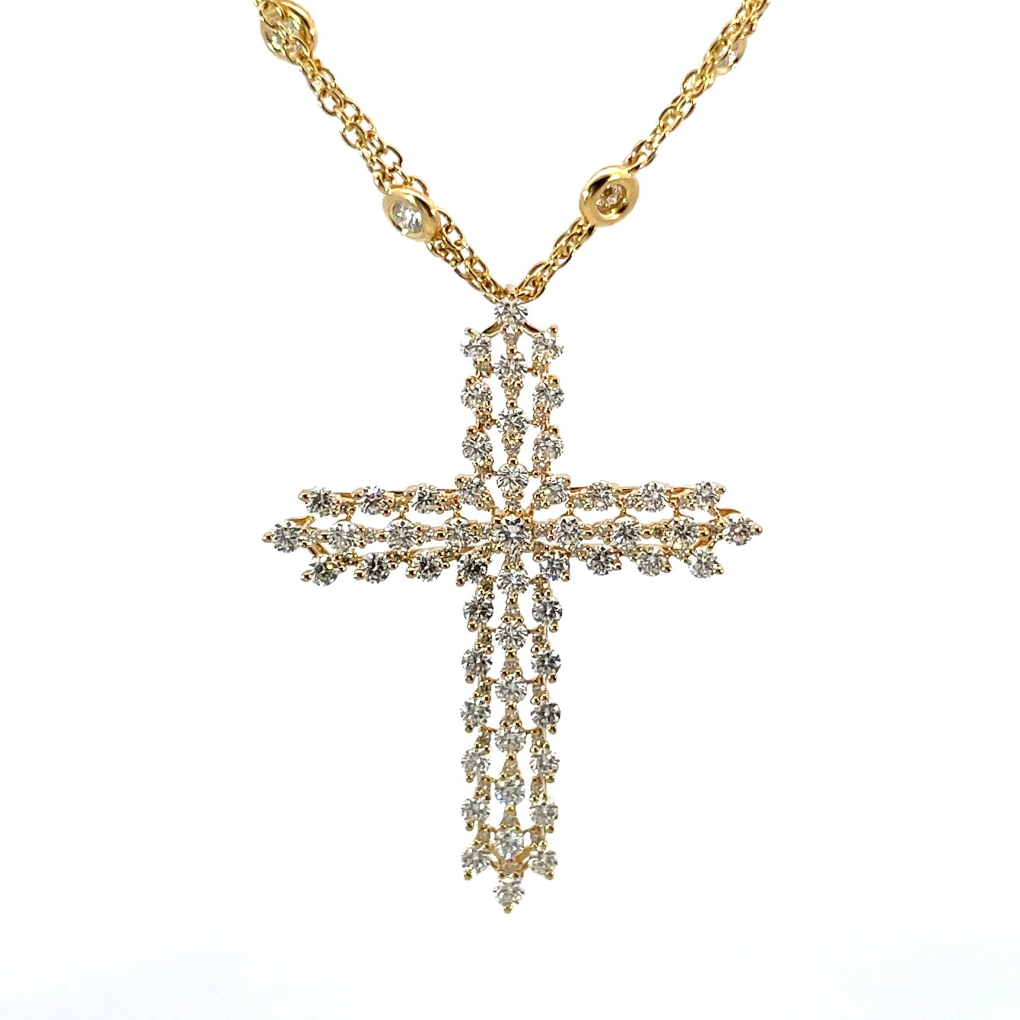 18K YELLOW GOLD DIAMOND CROSS SET ON A DOUBLE DIAMOND STATION CHAIN D=3.10CT