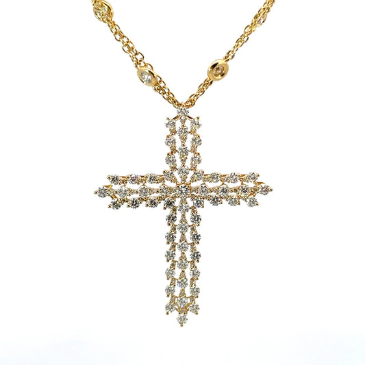 18K YELLOW GOLD DIAMOND CROSS SET ON A DOUBLE DIAMOND STATION CHAIN D=3.10CT