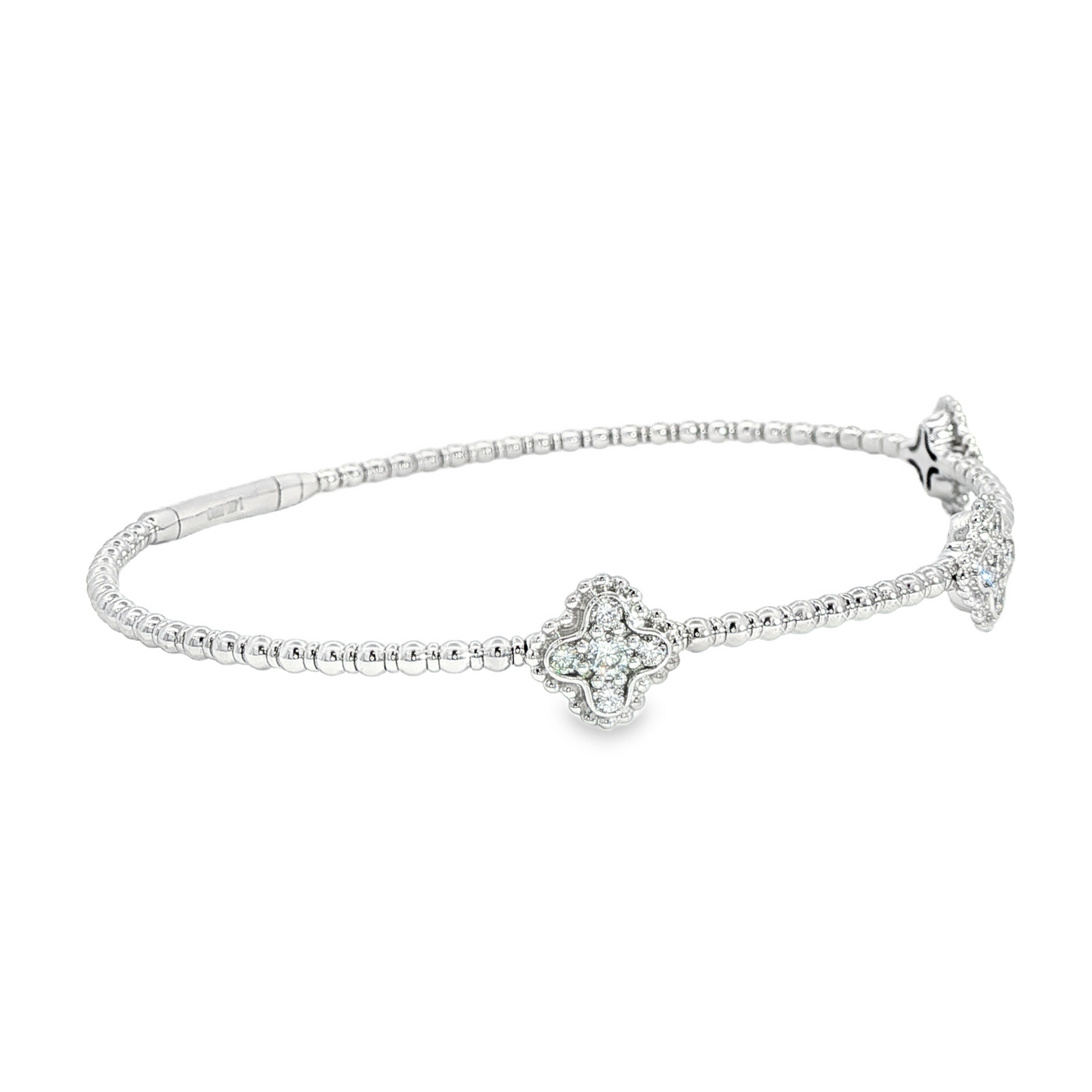 14Kwg Diamond Flex  Station Bracelet Containng 3 Sections Of 4- Leaf Design  15 Rd = 0.34Ct