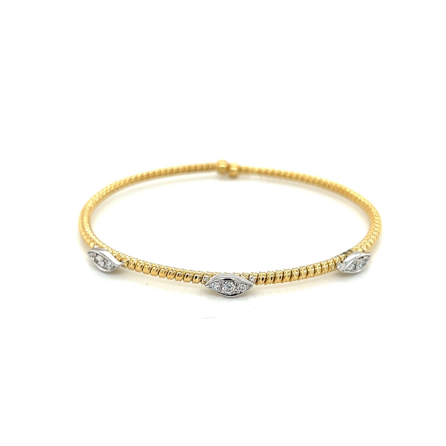 18k yellow gold three pave diamond cluster cuff 0.25ct