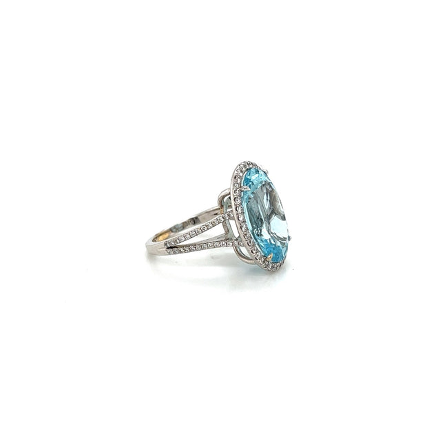 18k white gold handmade aquamarine and diamond ring